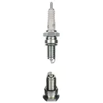 YBE166 - Candela NGK DP8EA-9 per Yamaha FZX Fazer 700